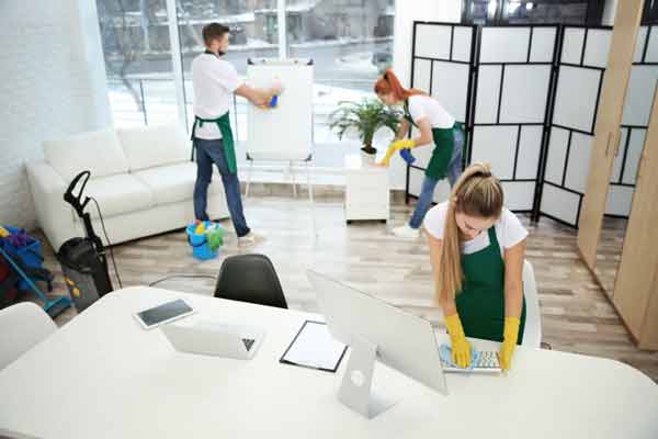 Se requiere personal para trabajar de limpiador/a de oficinas 20h/s