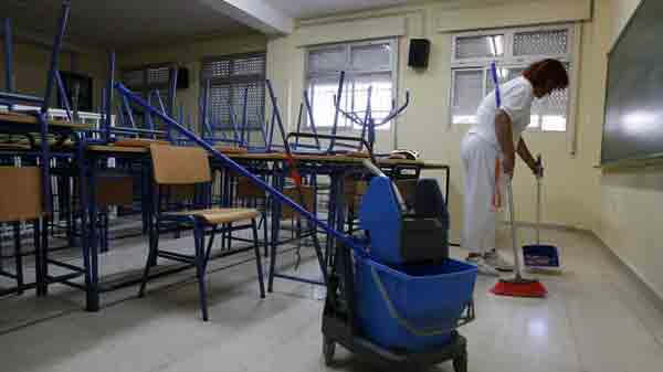 Se requiere personal para limpieza de instituto (900 a 1.200€/mes)