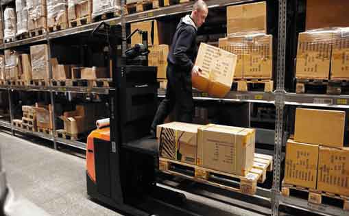 Se necesita ayudante para realización de pedidos 1.500€/mes