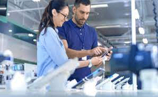 Se requiere ayudante de dependiente 18h/s