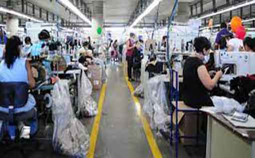 Se necesita operarios/a para fábrica de plásticos 1.500-1.800€/mes