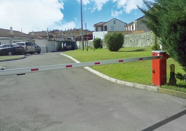 Se necesita personal para control de acceso a finca 1.450€/mes