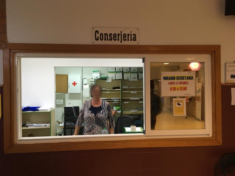 Conserje para colegio